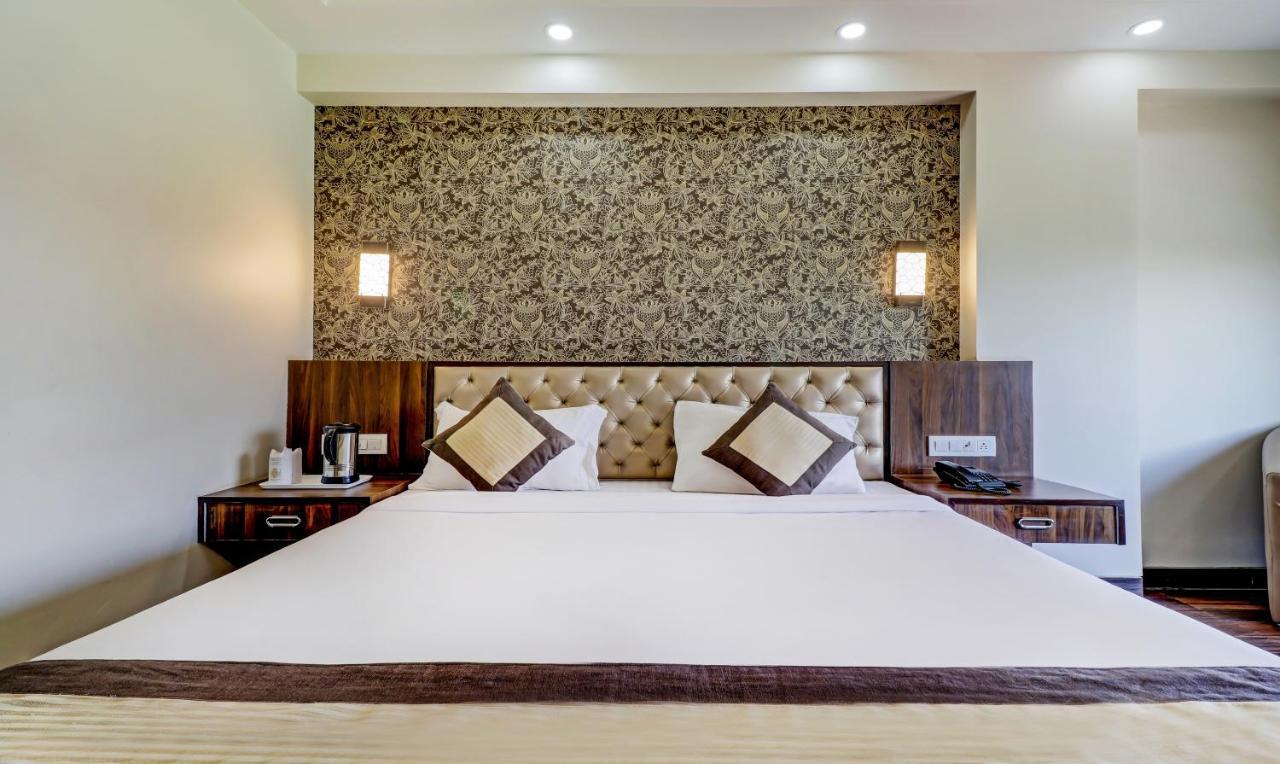 Sanskar Hotel Jaipur Bagian luar foto